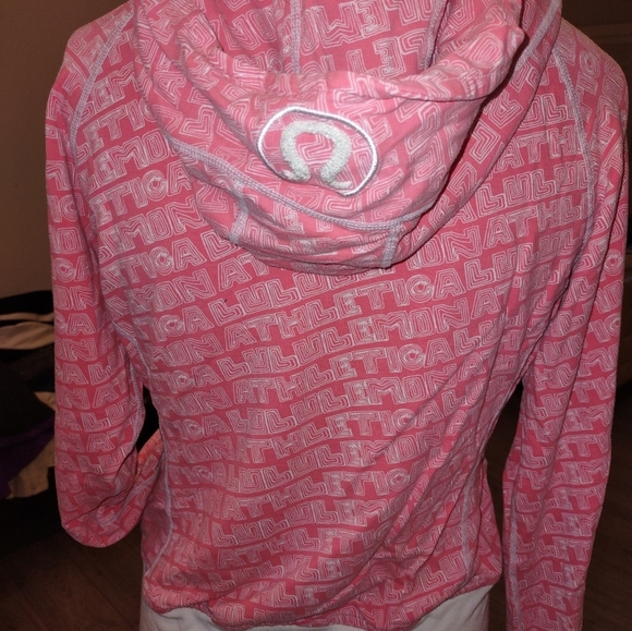 Lululemon hoodie - Picture 5 of 8